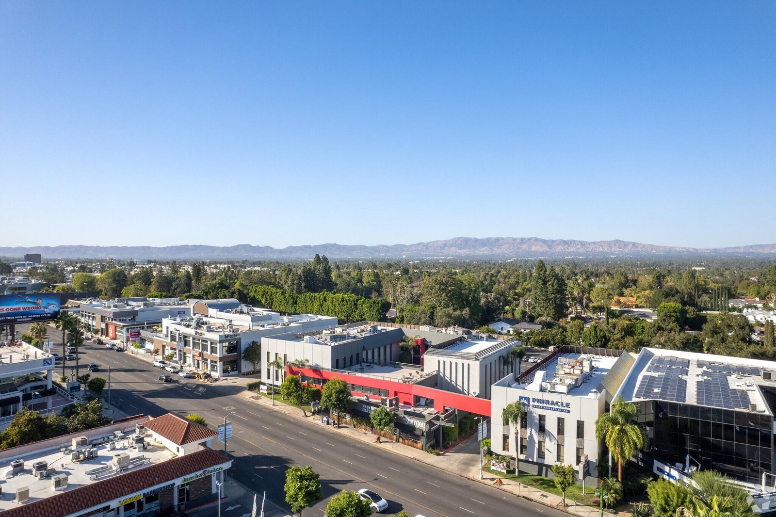 Panoramic view of Encino and the San Fernando Valley